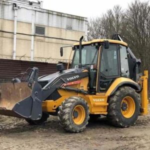 Экскаватор-погрузчик Volvo BL71B