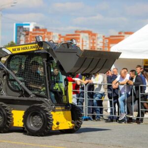 Мини-погрузчик «New Holland L218»